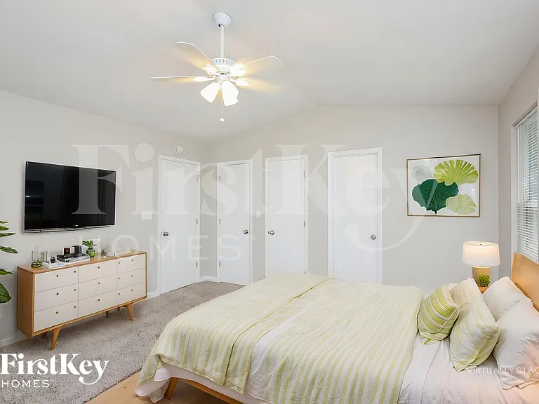 1121 Danube Trl — Photo 10