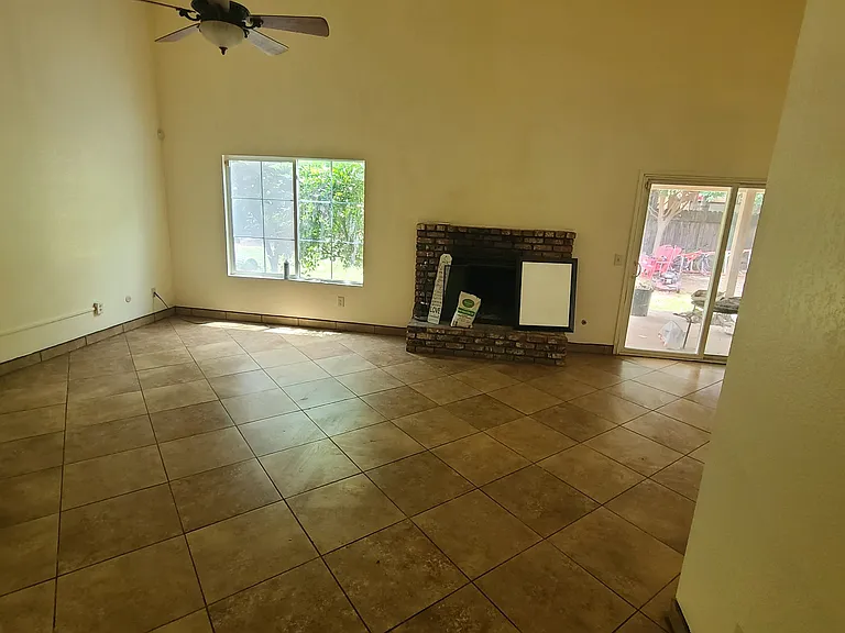 2111 Tomah Ave — Photo 3