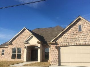 120 Tyler Dr, Orange, TX 77630