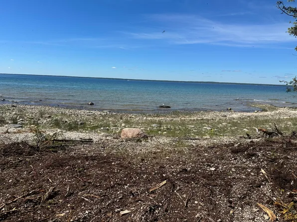 B03101400 Gobles Dr, Pointe Aux Pins, MI 49775