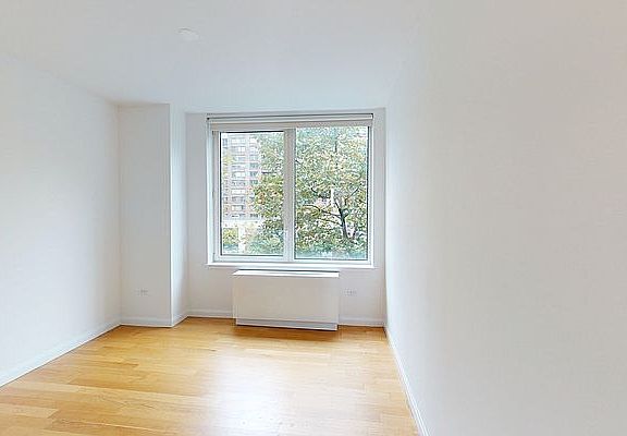 4th image of 805 Columbus Ave APT 9F