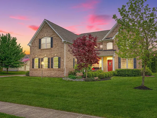 8958 Woodside St, Canal Winchester, OH 43110