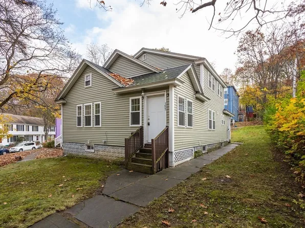 195 Eastern Ave, Worcester, MA 01605