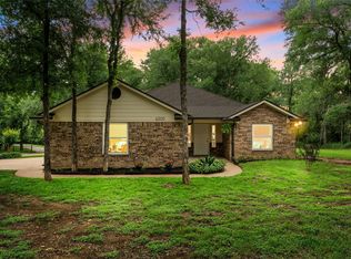 6200 Avon Dr, Waco, TX 76708