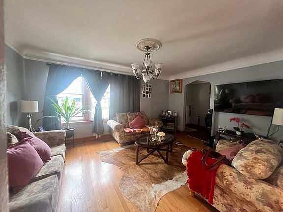 3rd image of 6343 S Kostner Ave