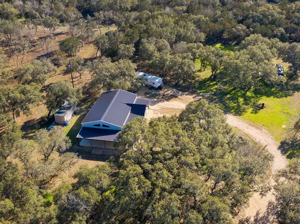 391 COUNTY ROAD 2471, Hondo, TX 78861