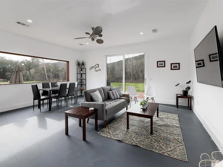 7001 RR 2222 Rd — Photo 10