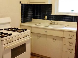 1119 SW 16th St, Topeka, KS 66604