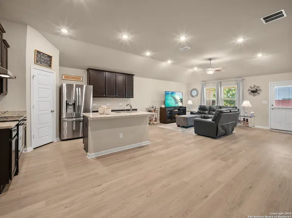 4311 Southton Woods, San Antonio, TX 78223