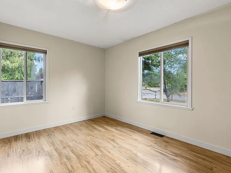 5125 NE Mason Ct — Photo 19