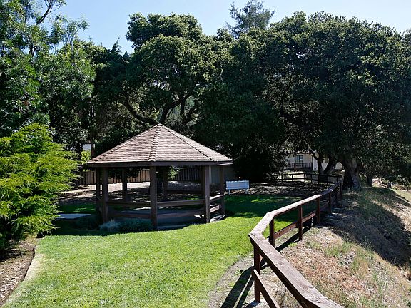 Community park right across the street with Gazebo for potential events