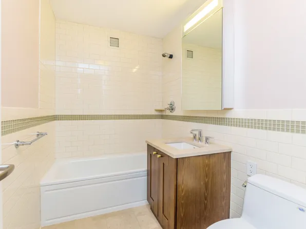 640 West 237th Street image 14 of 20