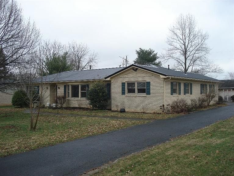 1st image of 76 Rose Bay Ln
