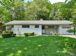 12 Western Dr, Ardsley, NY 10502