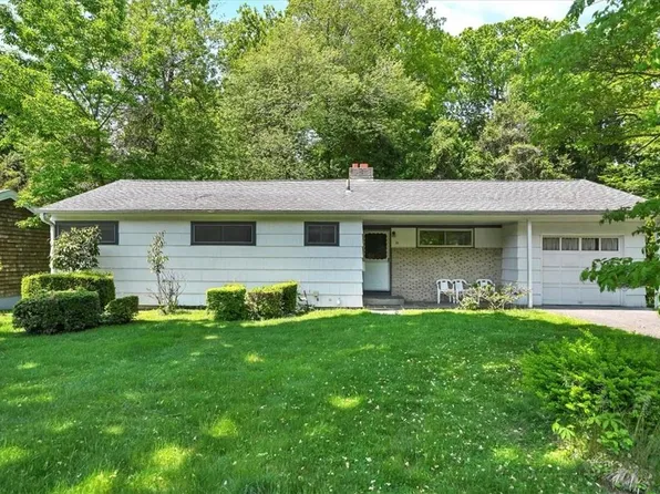 12 Western Drive, Ardsley, NY 10502