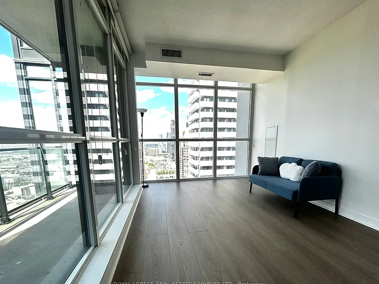 4070 Confederation Pkwy #2909 — Photo 13