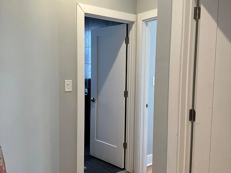 251 S Saint Clair St #8 — Photo 12