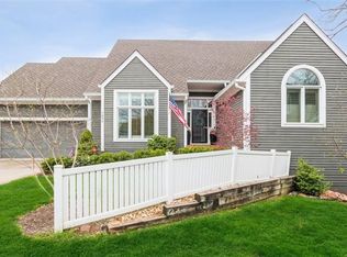 7855 Howe Cir, Prairie Village, KS 66208