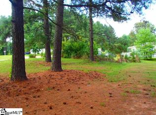 201 Honeysuckle Ln, Easley, SC 29640