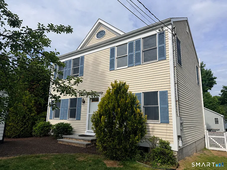 26 High St — Photo 1