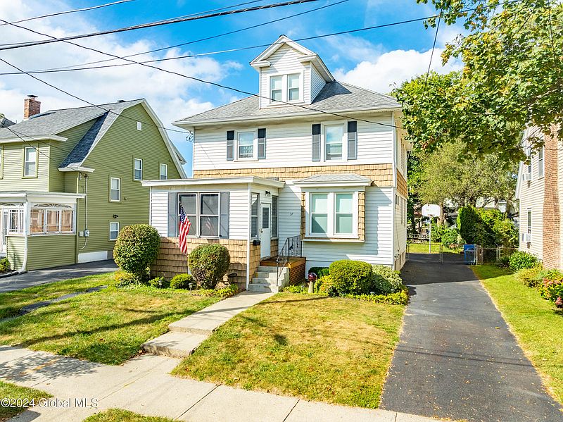 2nd image of 37 Glendale Avenue