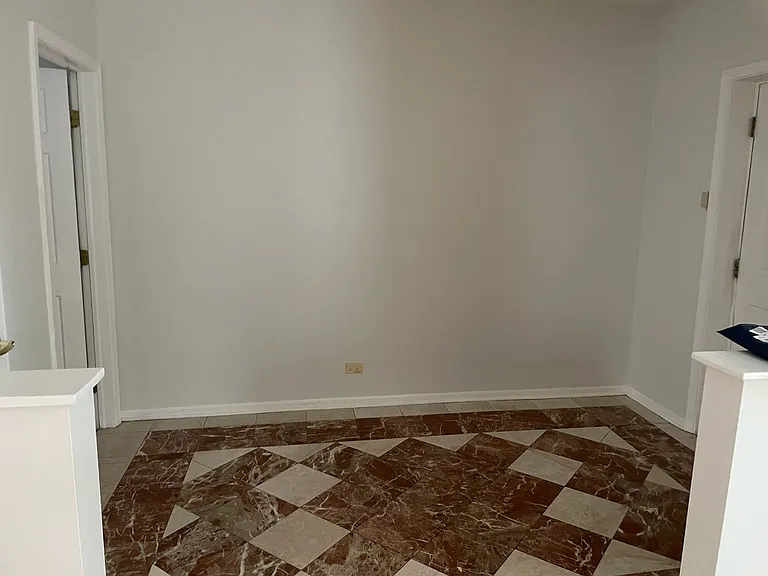 1435 W School St #2 — Photo 16
