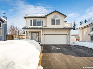6837 Queens View Cir, Anchorage, AK 99504