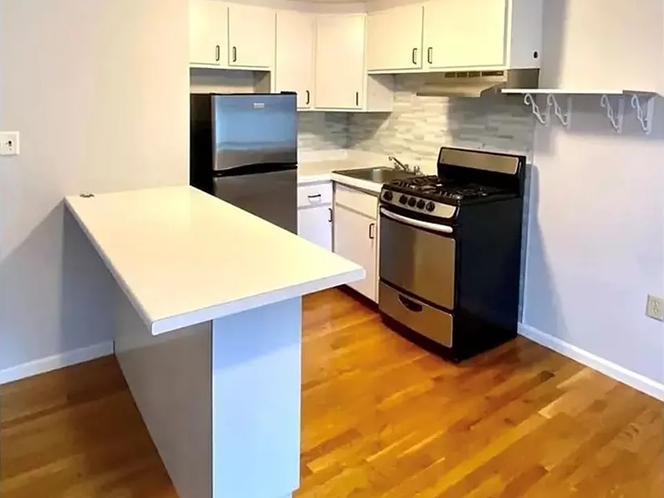 145 Princeton St #2