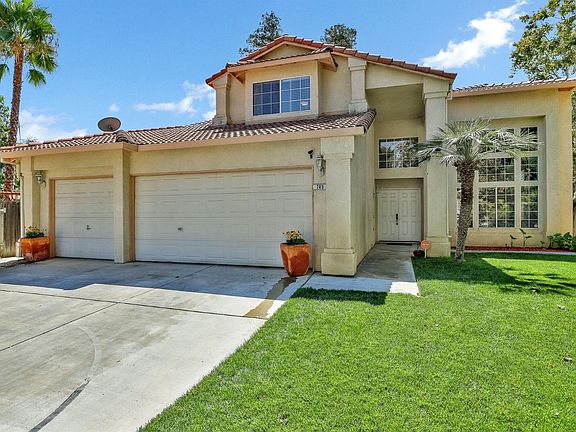 5th image of 789 Bluff Dr