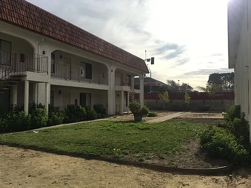 3153 Eucalyptus St Photo 1