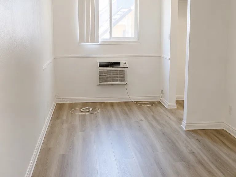 7107 Coldwater Canyon Ave #2 — Photo 3