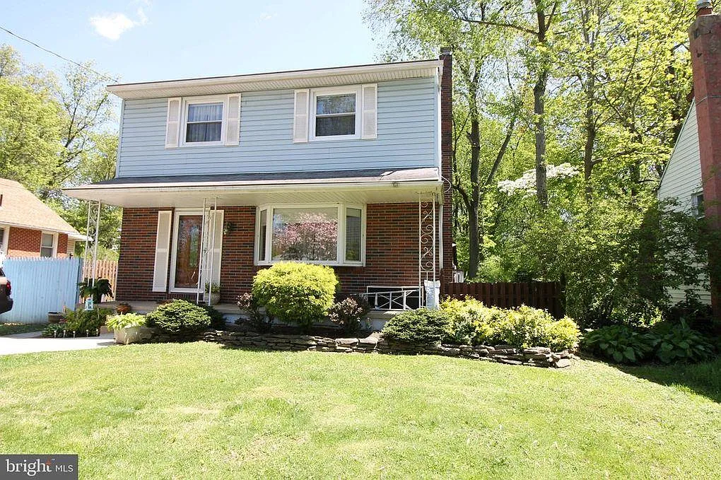 3 bed, 1.5 bath, 1778 sqft, $3,100 — Photo 1