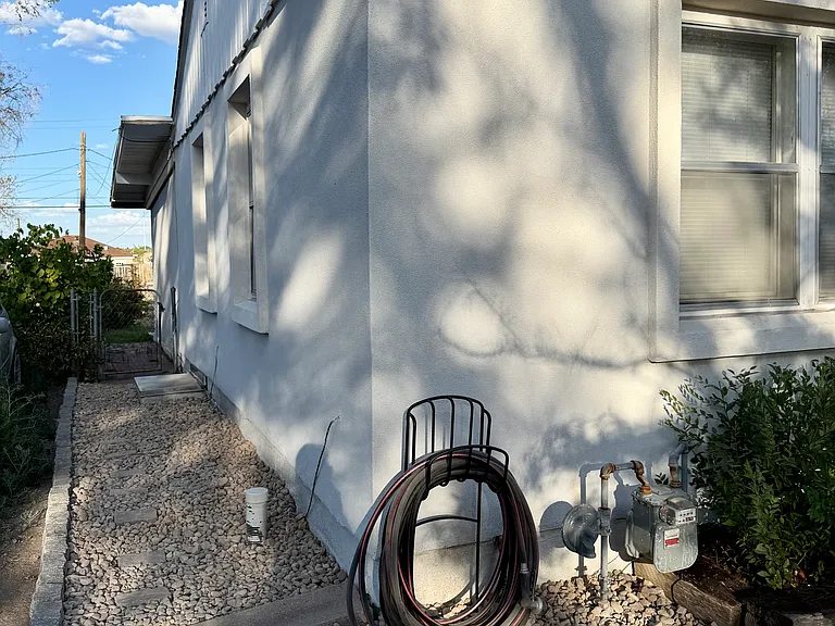 2312 Court St — Photo 6