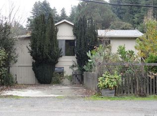 10661 Forest Hills Rd, Forestville, CA 95436