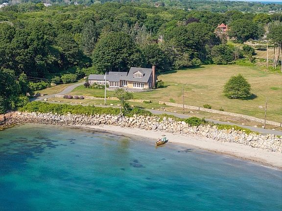 4th image of 100 Eastern Point Blvd