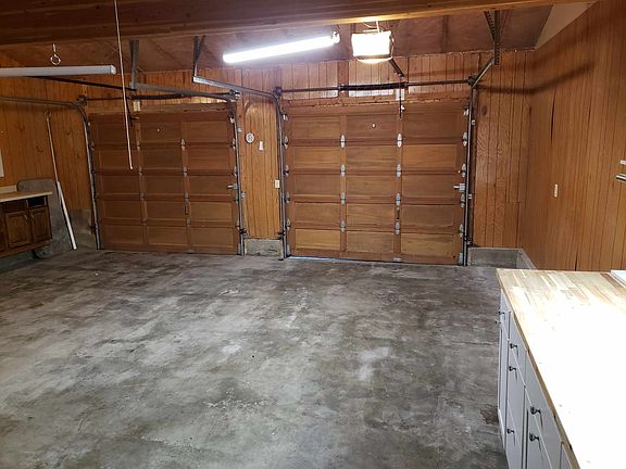 3rd image of 119 Fairway Blvd