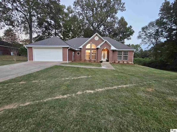 247 Bailey St, Bastrop, LA 71220