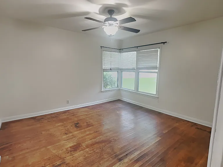 805 Northwood Rd — Photo 6