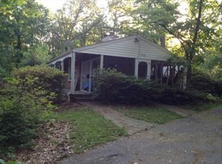 4416 Starr Jordan Dr, Annandale, VA 22003