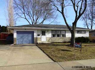 1365 Altura Dr, Dubuque, IA 52001