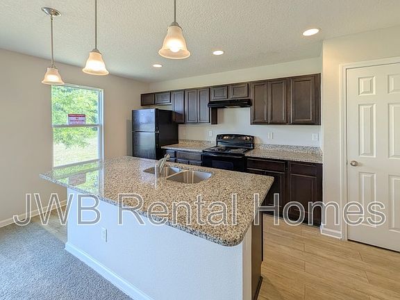 3rd image of 5589 Longspur Ct