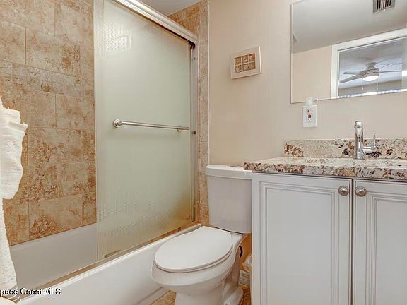 5th image of 10 Sunflower St APT 25