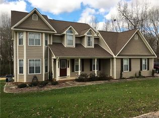 2001 Planters Knoll Dr, Monroe, NC 28110