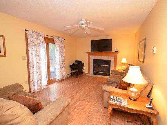 3rd image of 2664 Rising Hill Dr