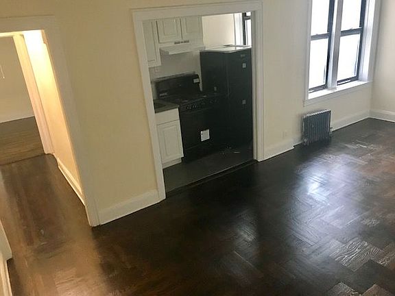 4th image of 4333 46th St APT C10