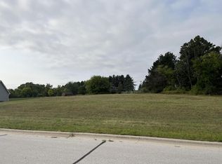 724 Ridge Pointe Dr LOT 5, Plymouth, WI 53073