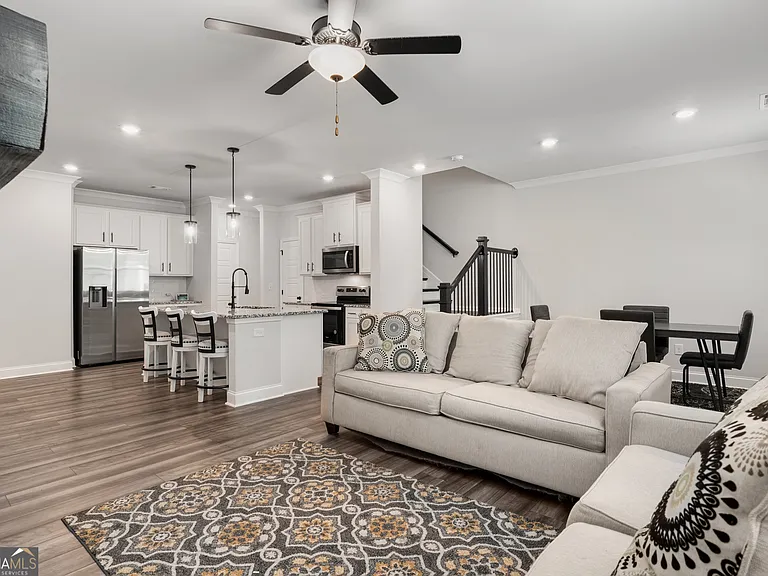 4635 Cypress Park Dr — Photo 10