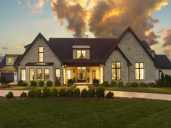 1263 Overlook Ln, Bowling Green, KY 42103