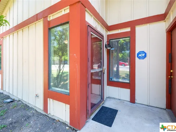 8900 Parkfield Dr, Austin, TX 78758