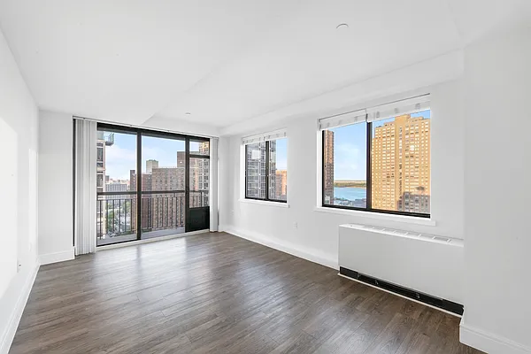 Rented by Stonehenge NYC LLC | media 1